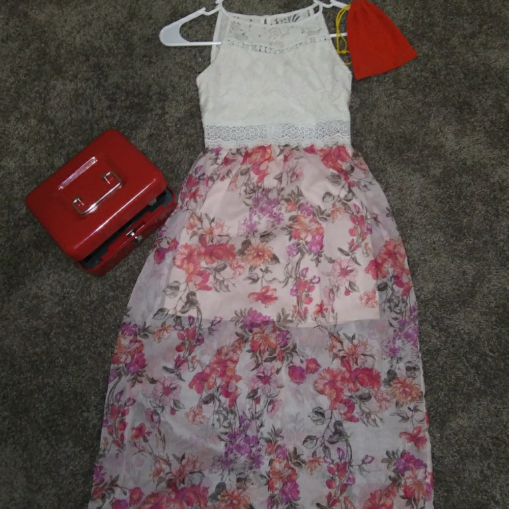 Floral lace Macy's dress